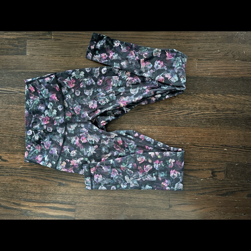 EUC 7/8 Lululemon Lux Pant